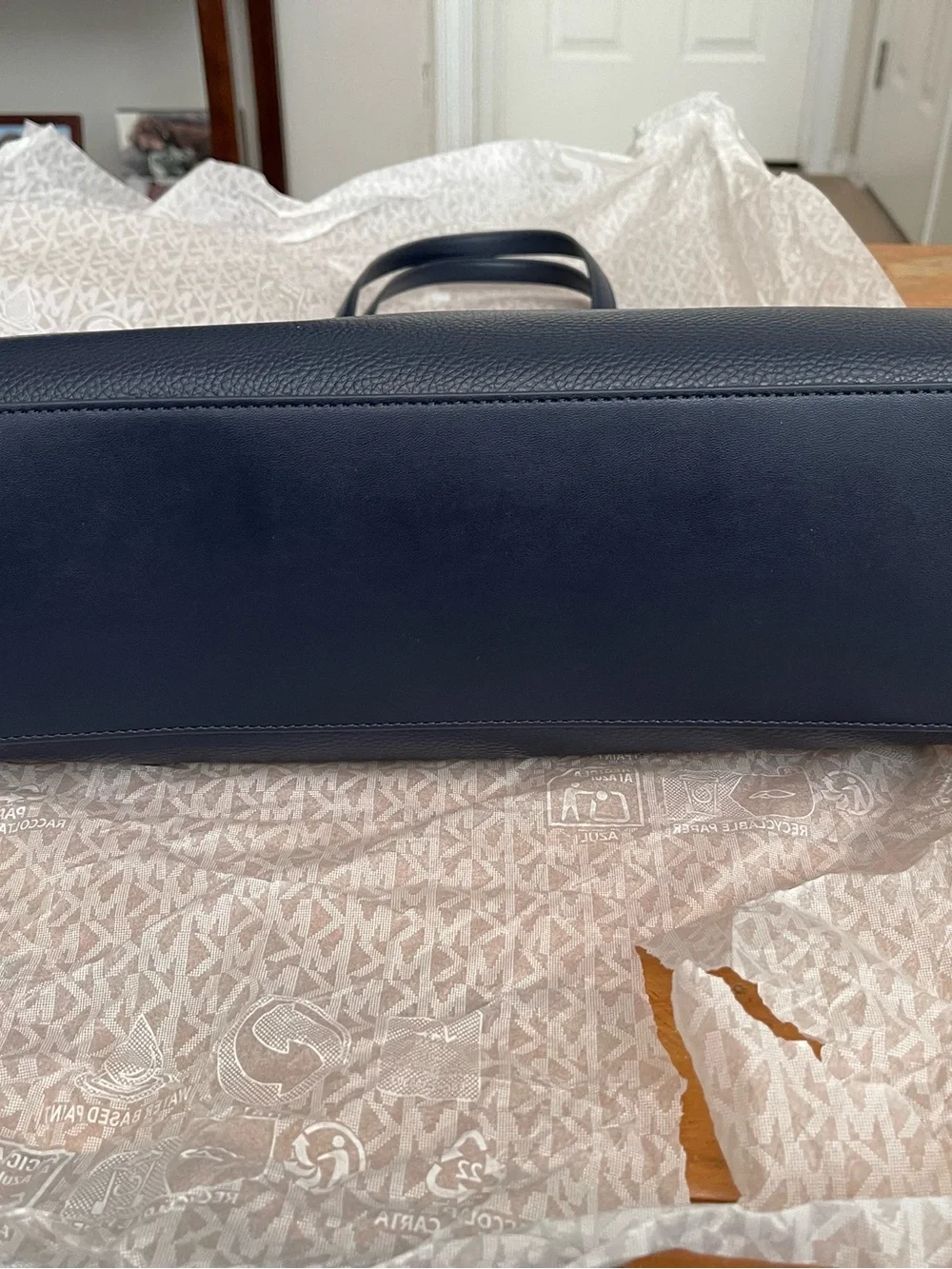 Michael Kors Scarlett Large East West Top Zip Tote Bag Navy Blue